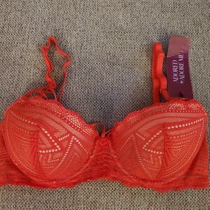 32D Bra